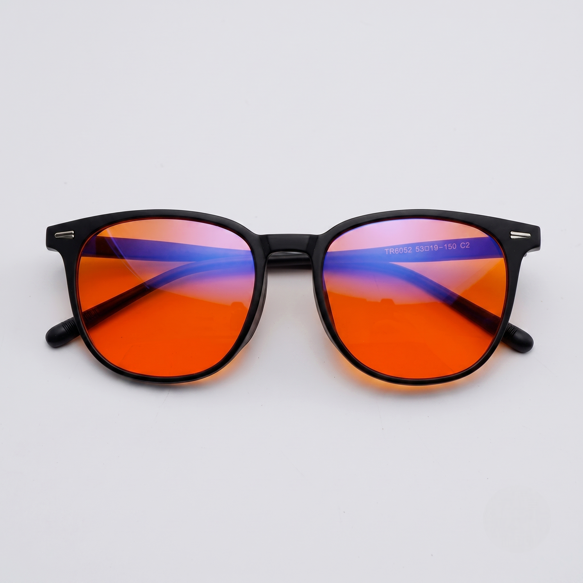 Dusk Aura blue light blocking glasses in glossy black, evening filter — product view 3